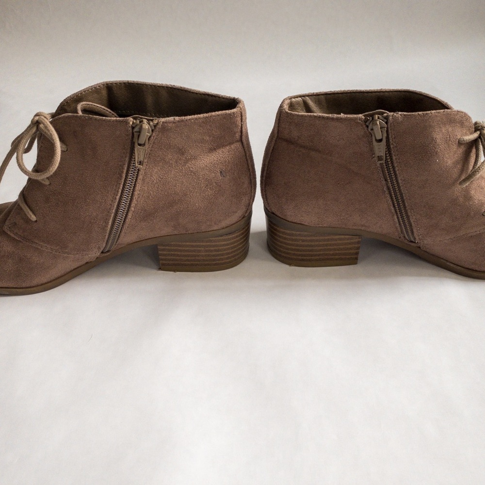 Tan suede Booties - Picture 3 of 5